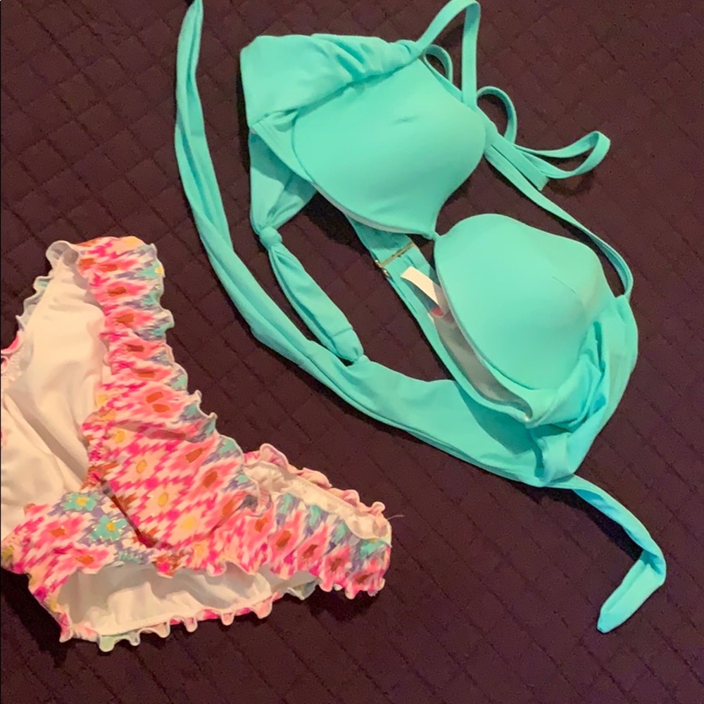 VS scrunch butt bikini